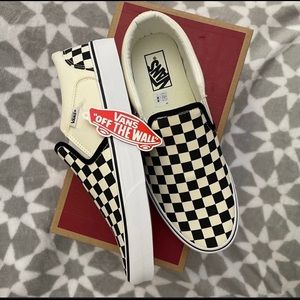 Vans Men Asher Checkerboard Slip on Sneaker Black and Off White